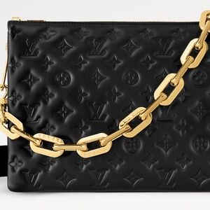 Louis Vuitton Coussin MM Black